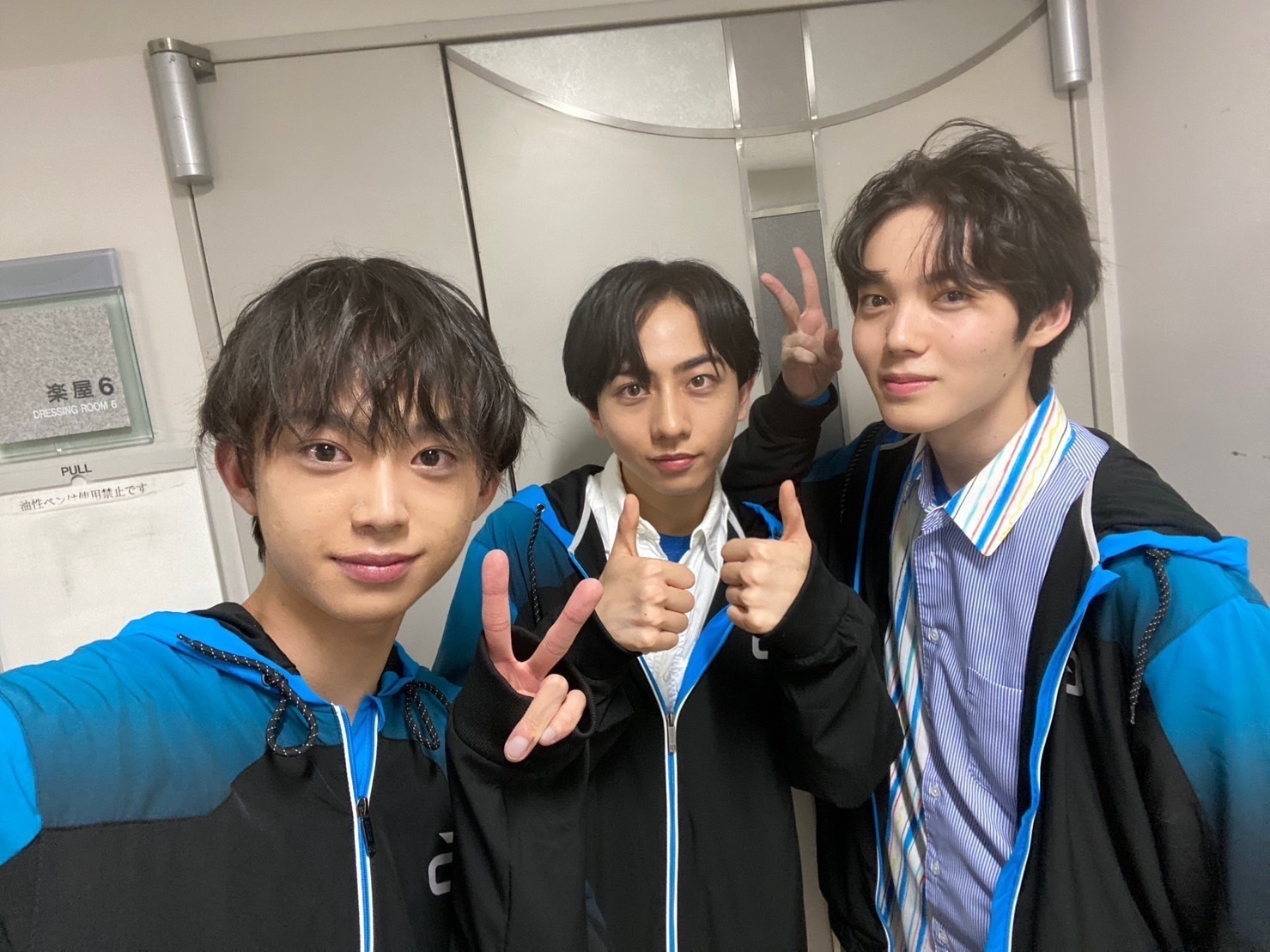 FAKE MOTION まとめ売り EBIDAN EBiDAN エビダン 生写真 - メルカリ